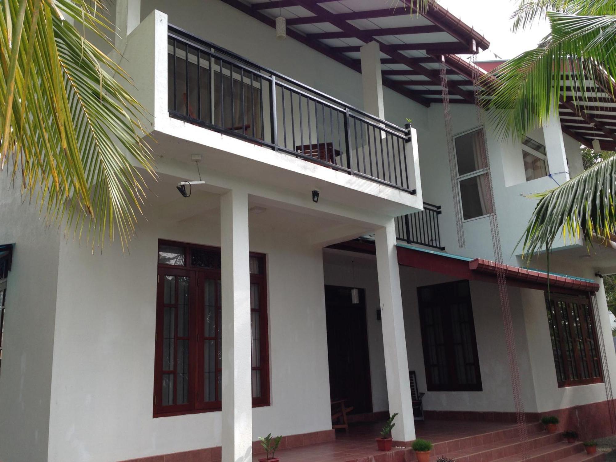 Lake Life Villa Ambalangoda  Buitenkant foto