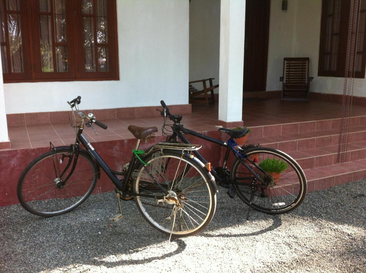 Lake Life Villa Ambalangoda  Buitenkant foto